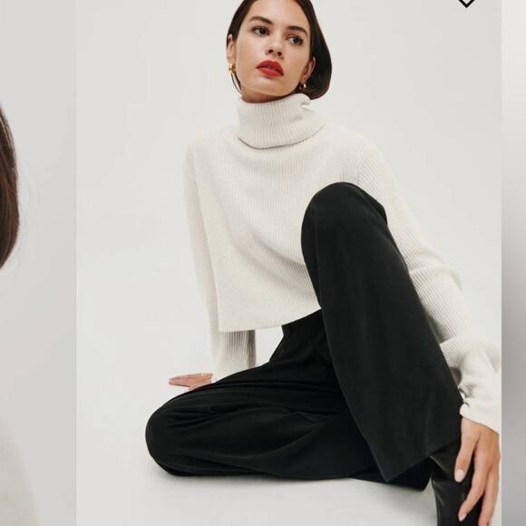 Reformation Luisa Cropped Cashmere Turtleneck Sweater size XS - Picture 3 of 9
